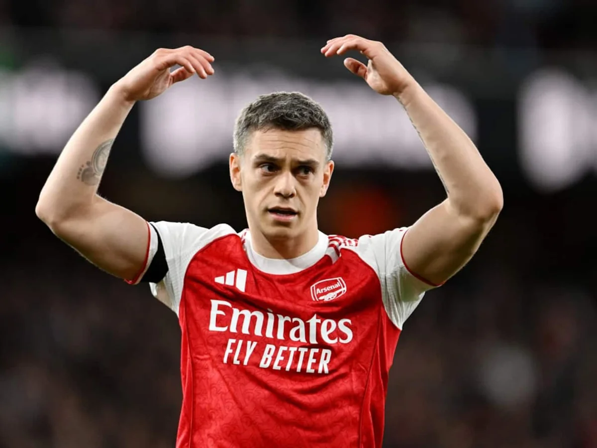 Arsenal Clears a Path for Morgan Rogers by Moving Leandro Trossard to Turkey