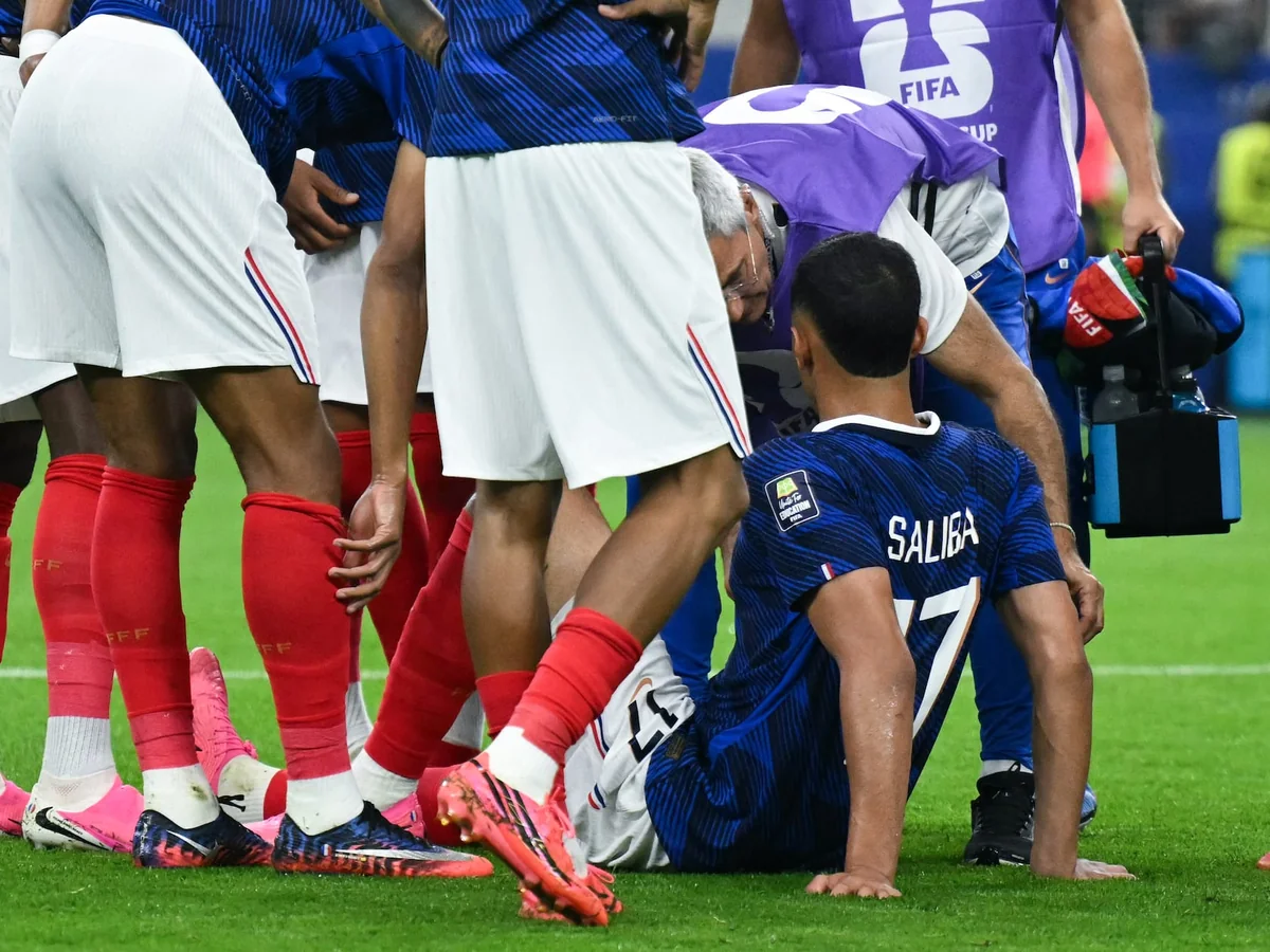 Saliba Forced Off in Spain Semifinal After Non-Contact Injury