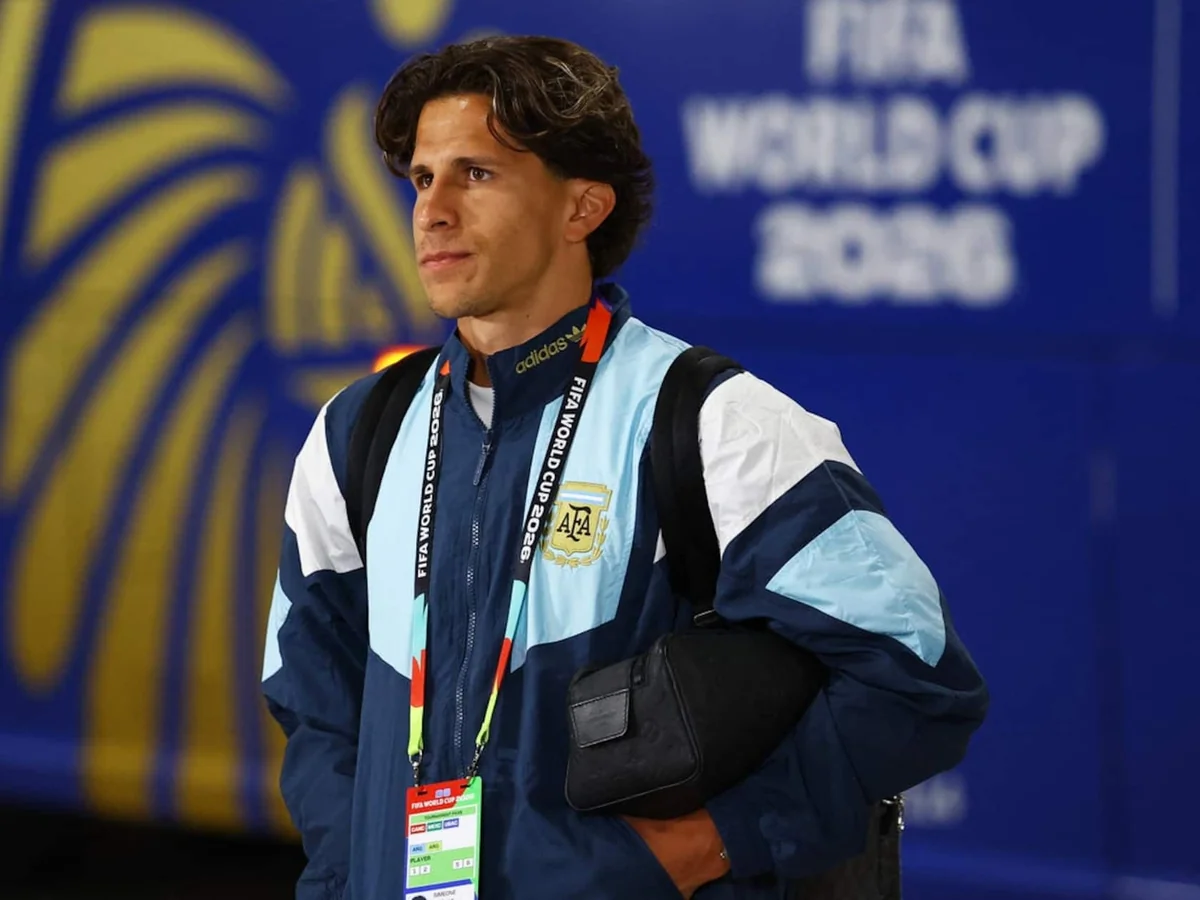 Argentina’s World Cup Starter Has a Dad Who Got Beckham Sent Off. The Irony Is Real.