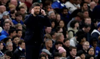 Manchester United’s Midfield Overhaul Is Two-Thirds Done. The Hard Part Comes Next.