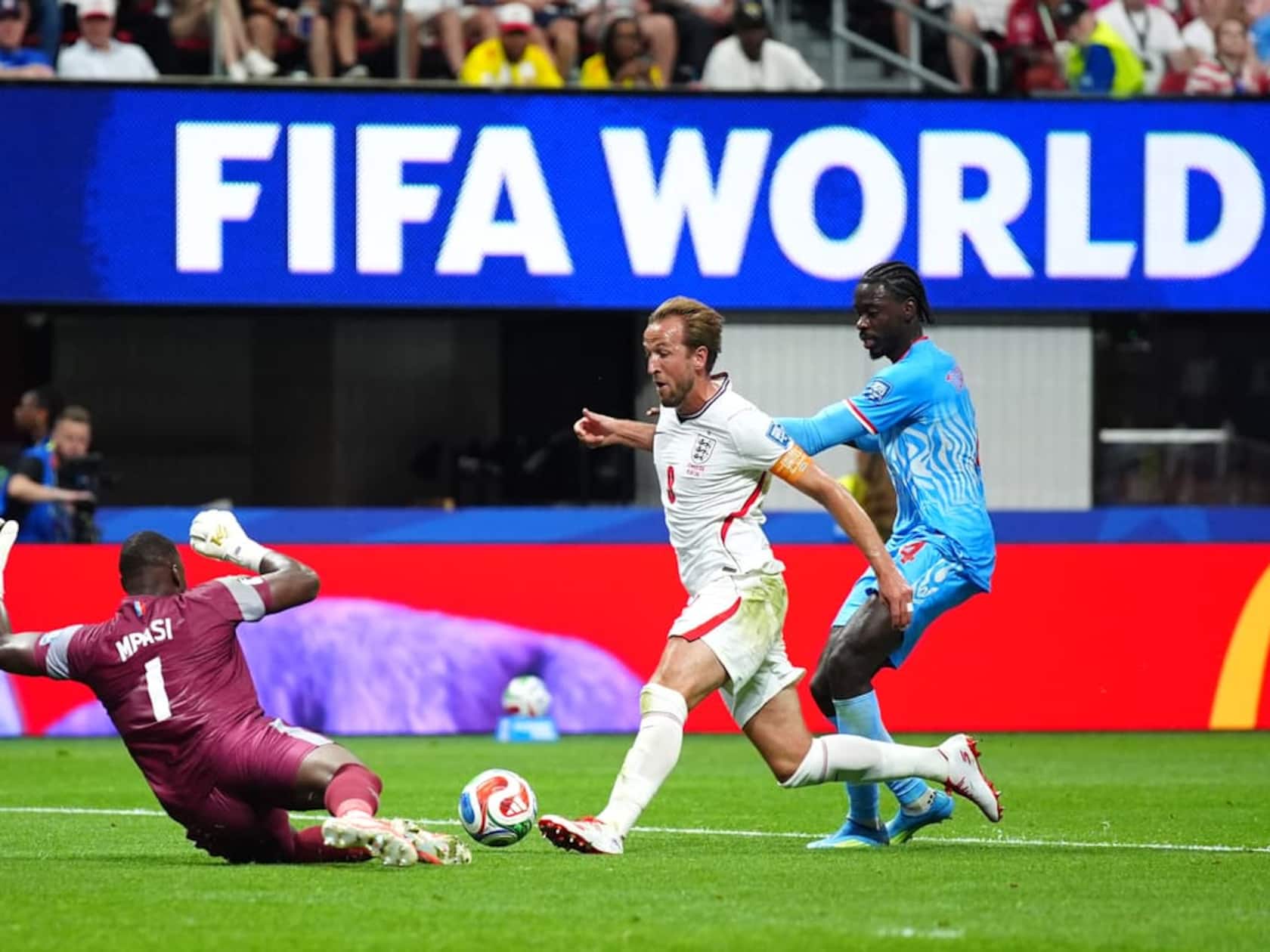 Wayne Rooney Sides With Referee on Harry Kane Non-Penalty Call Against DR Congo