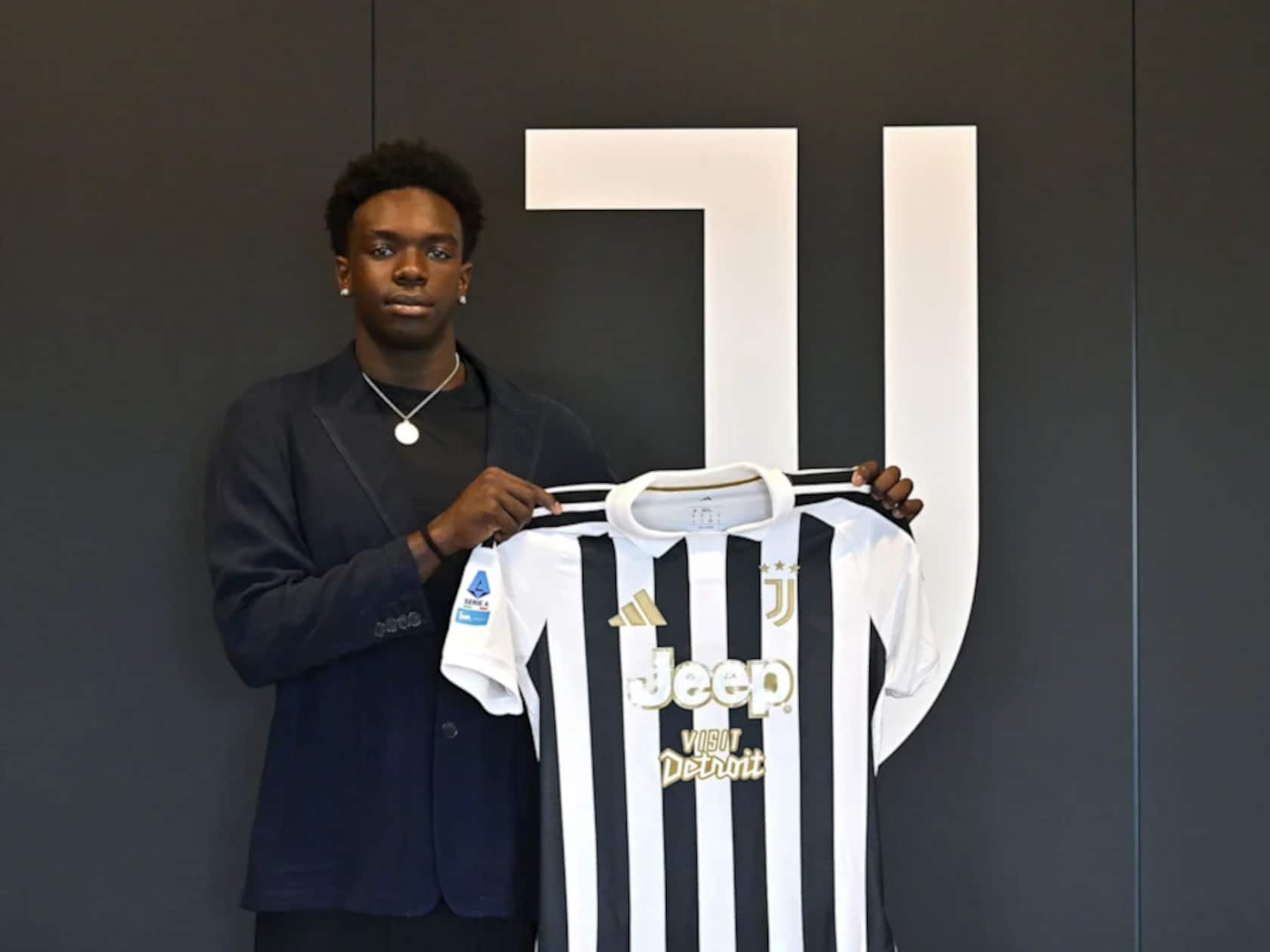 Juventus Locks Up Genoa Teen Jeff Ekhator in $18.5M Deal After Italy Debut