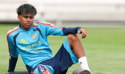 Lamine Yamal Misses Training With Bandaged Thigh Three Days Before World Cup Final
